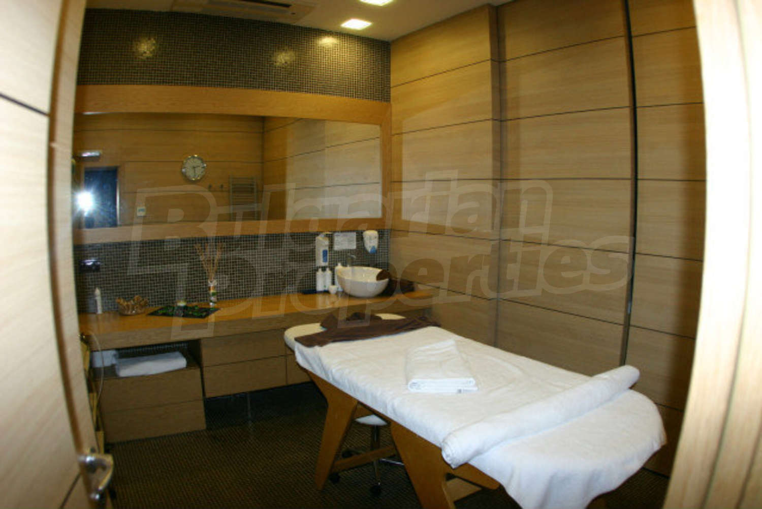 Gallery Picture 17