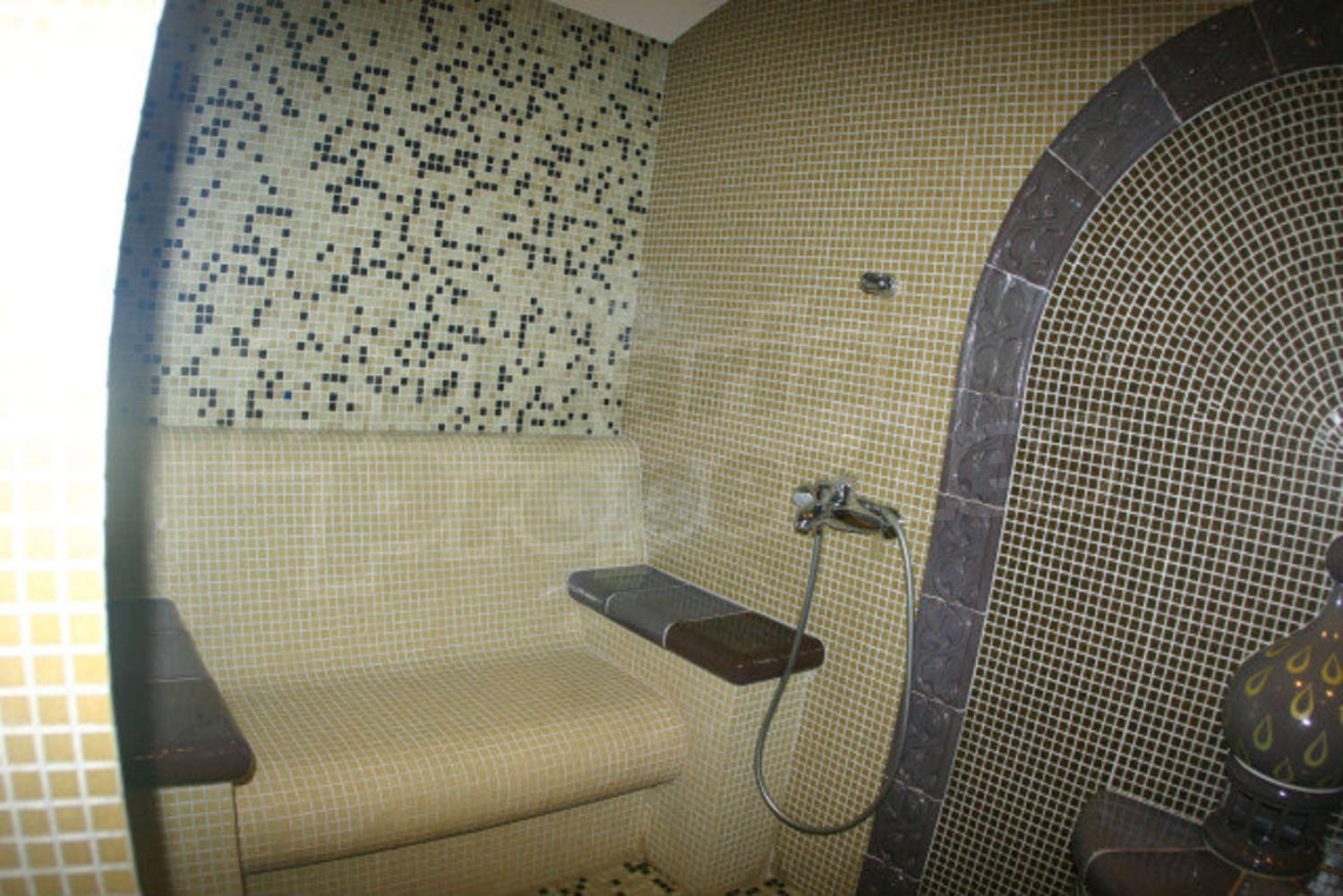 Gallery Picture 18