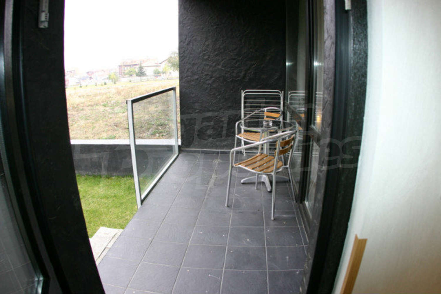 Gallery Picture 8