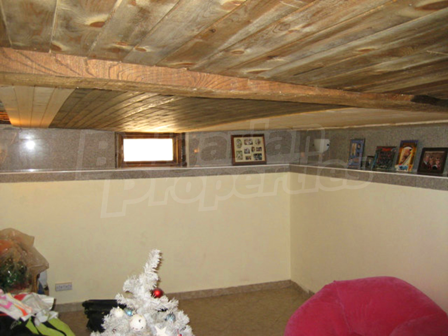 Gallery Picture 23