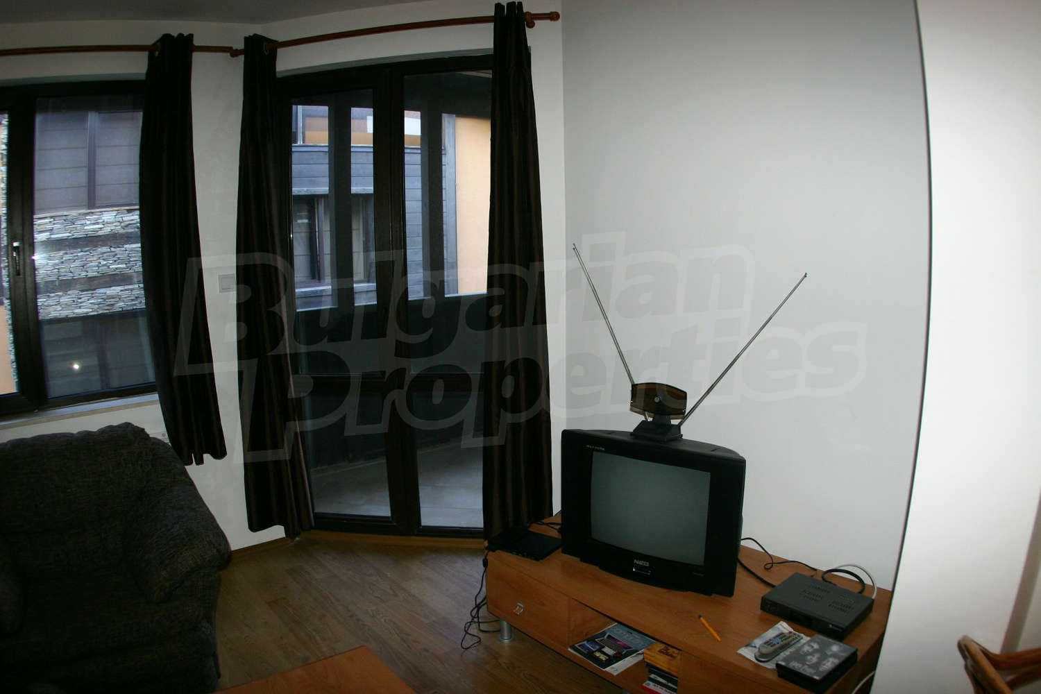 Gallery Picture 9