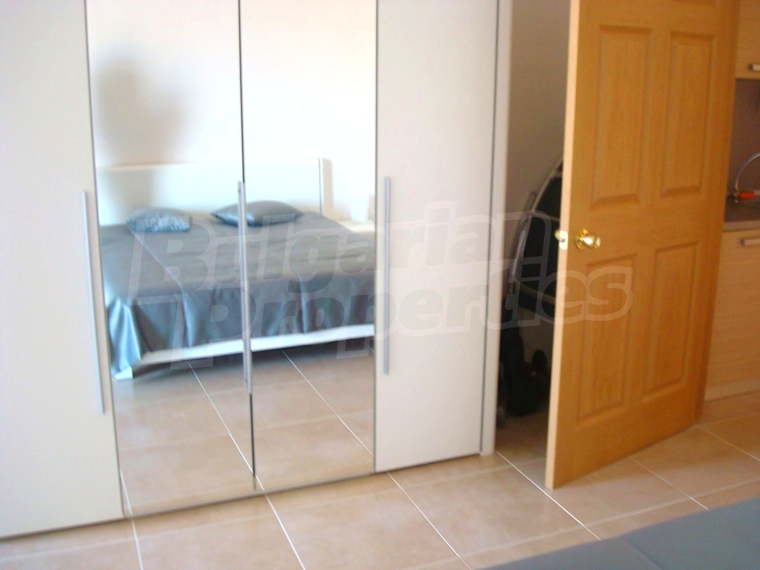 Gallery Picture 27