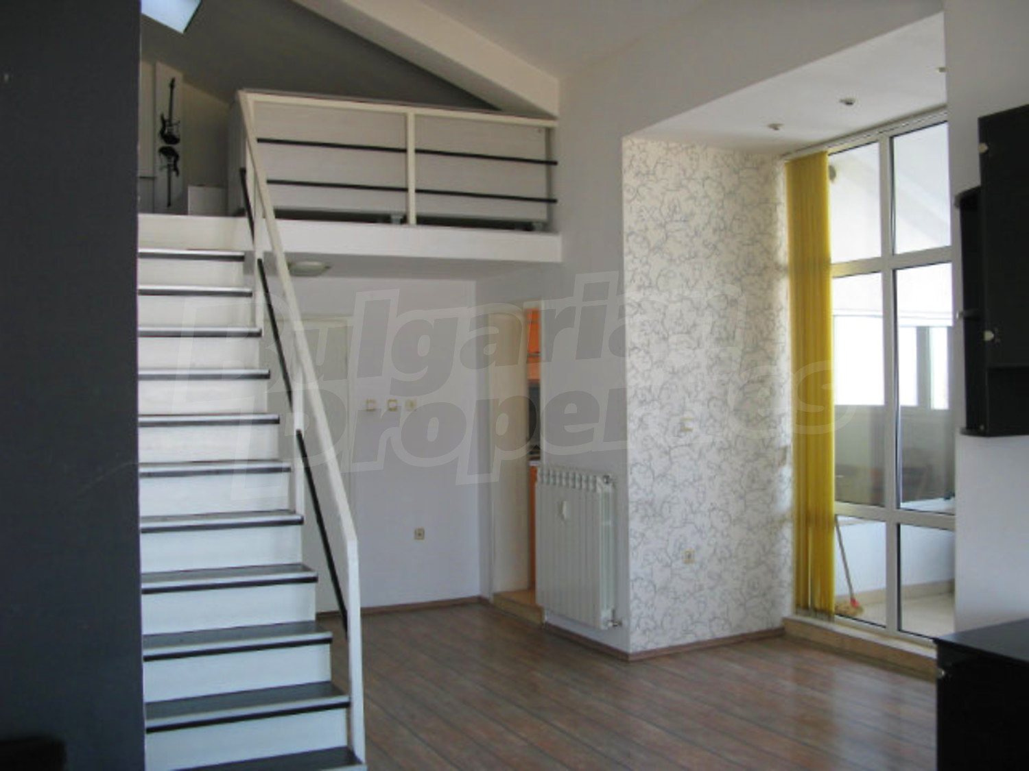 Gallery Picture 10