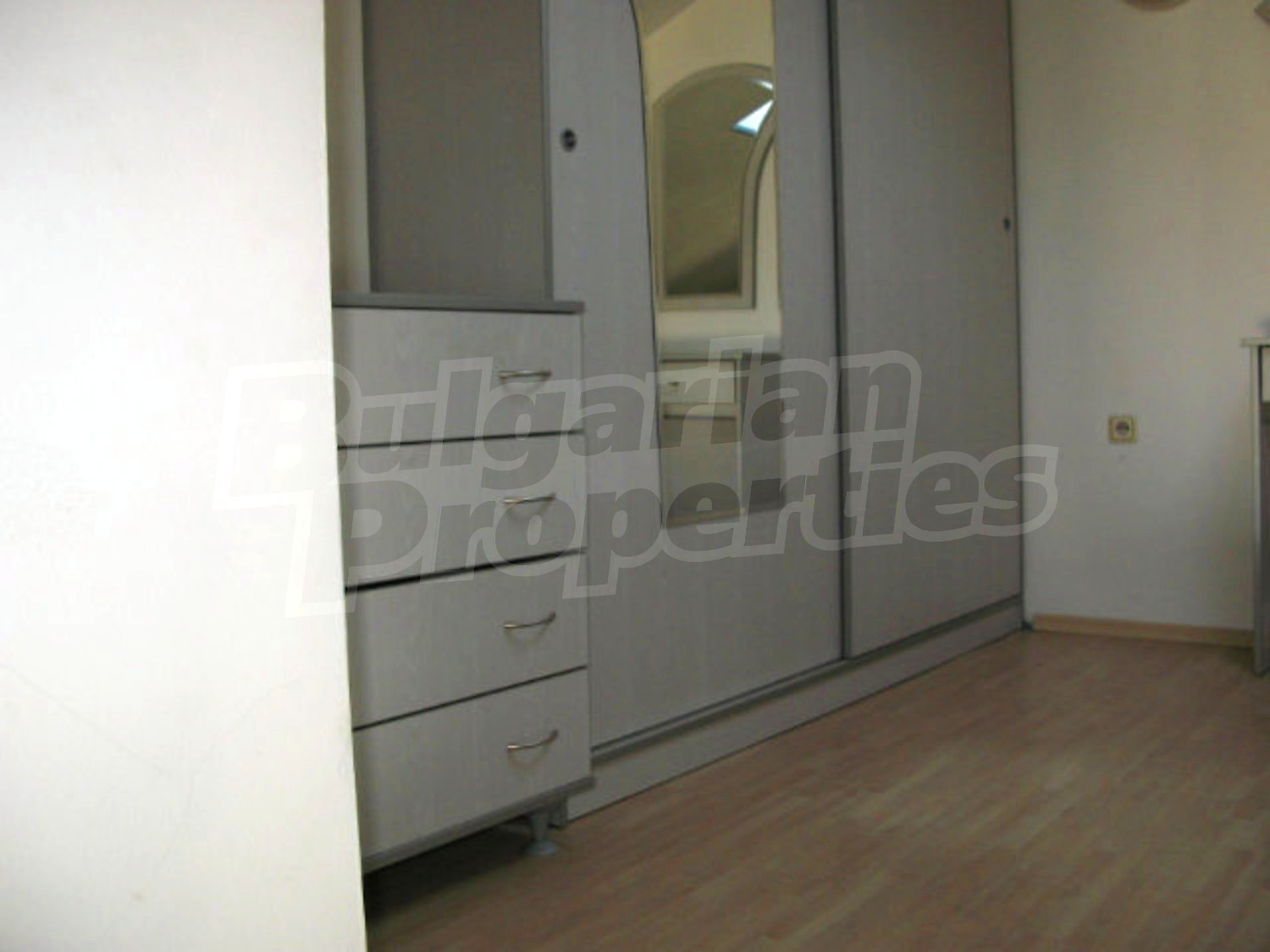 Gallery Picture 18
