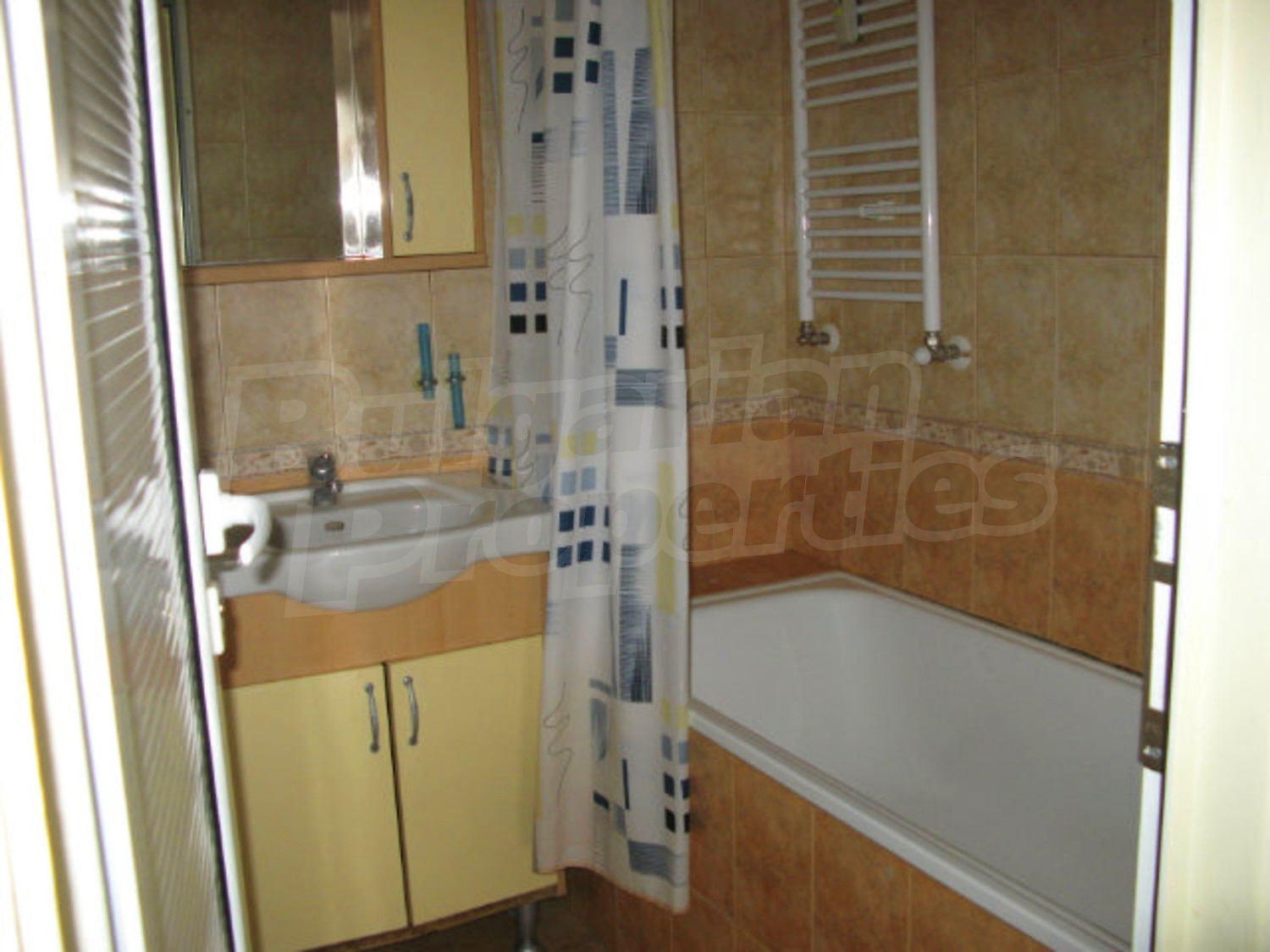 Gallery Picture 29