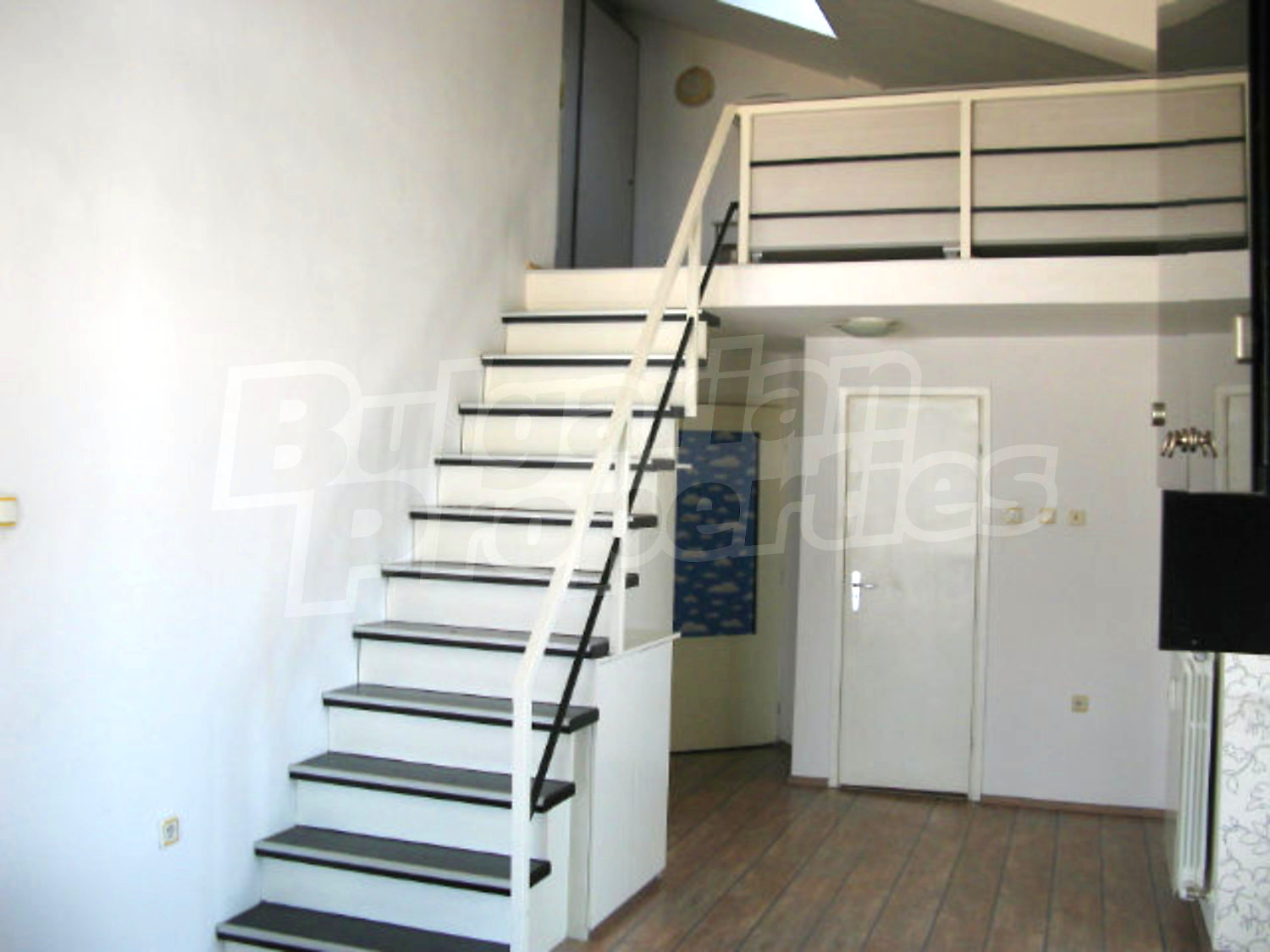 Gallery Picture 6