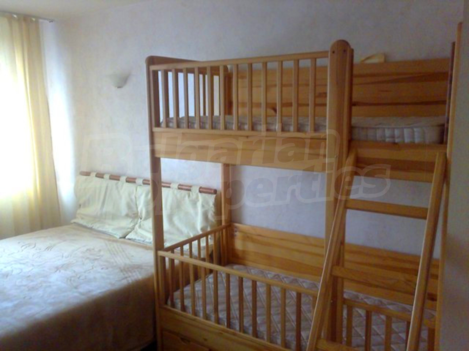 Gallery Picture 15