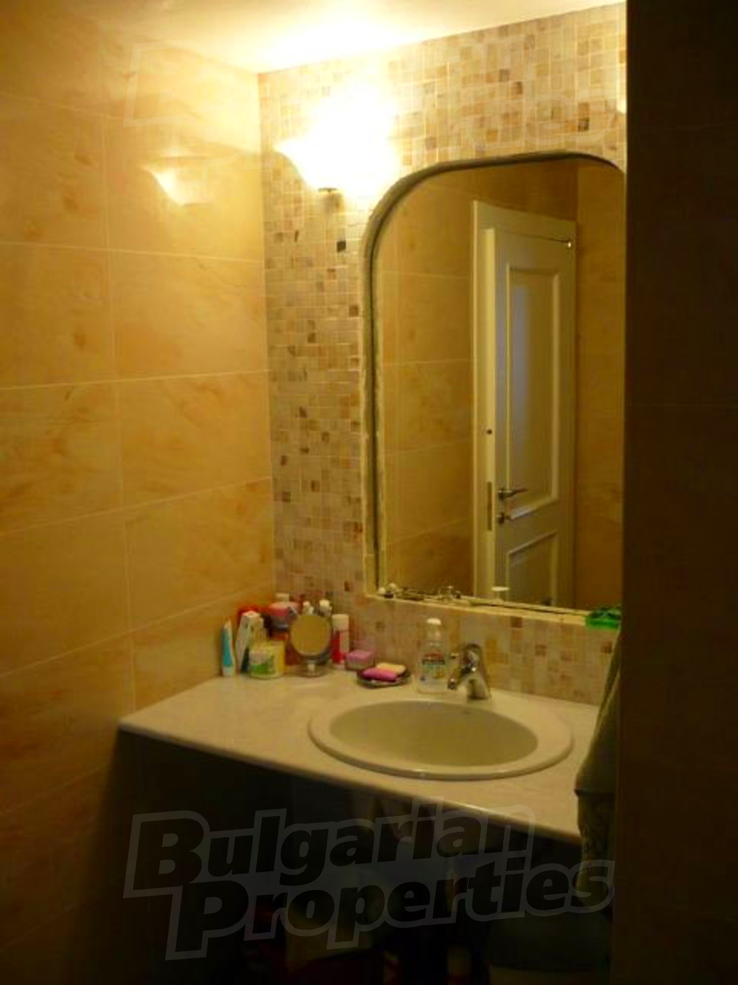 Gallery Picture 17