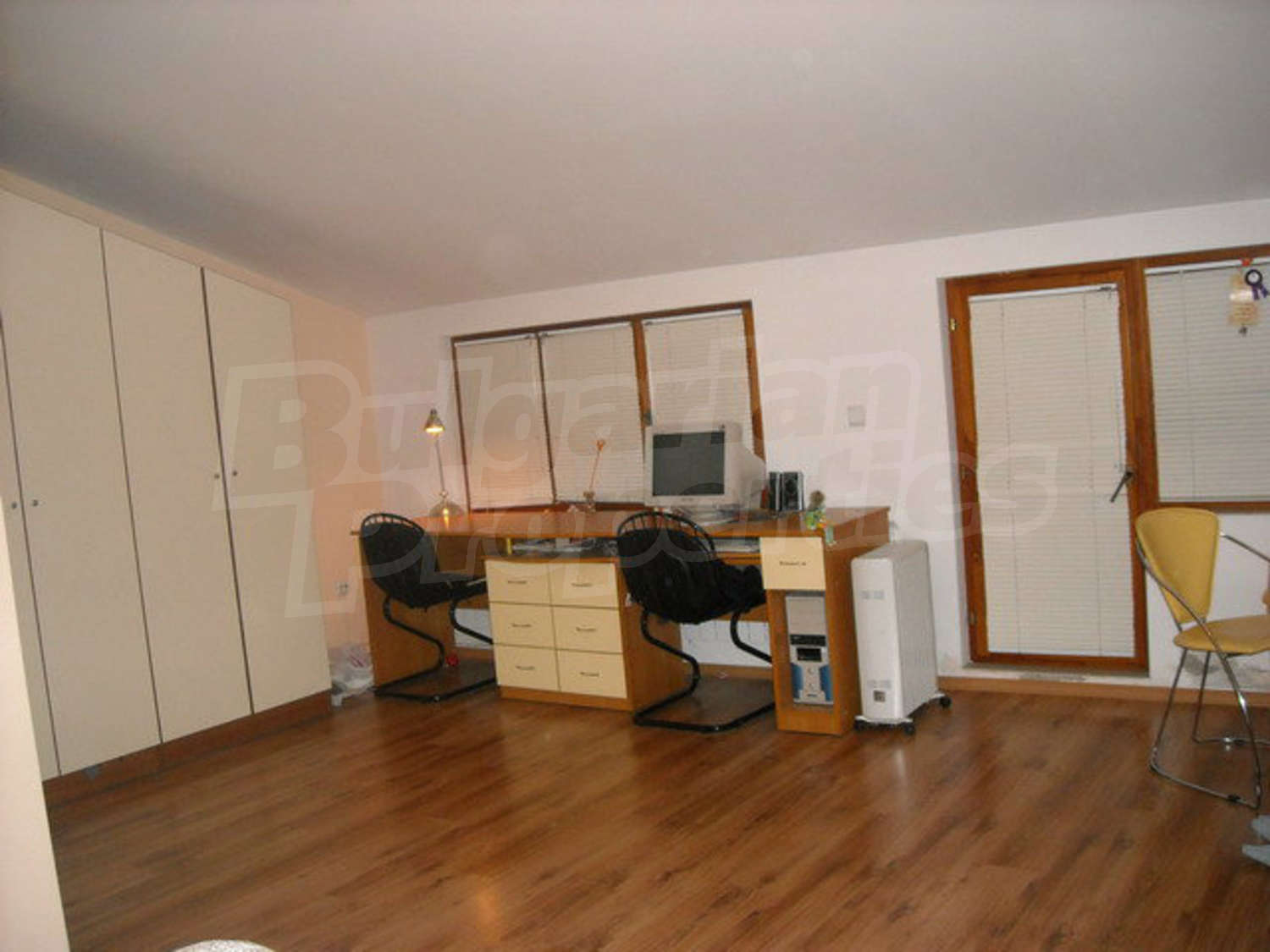 Gallery Picture 38