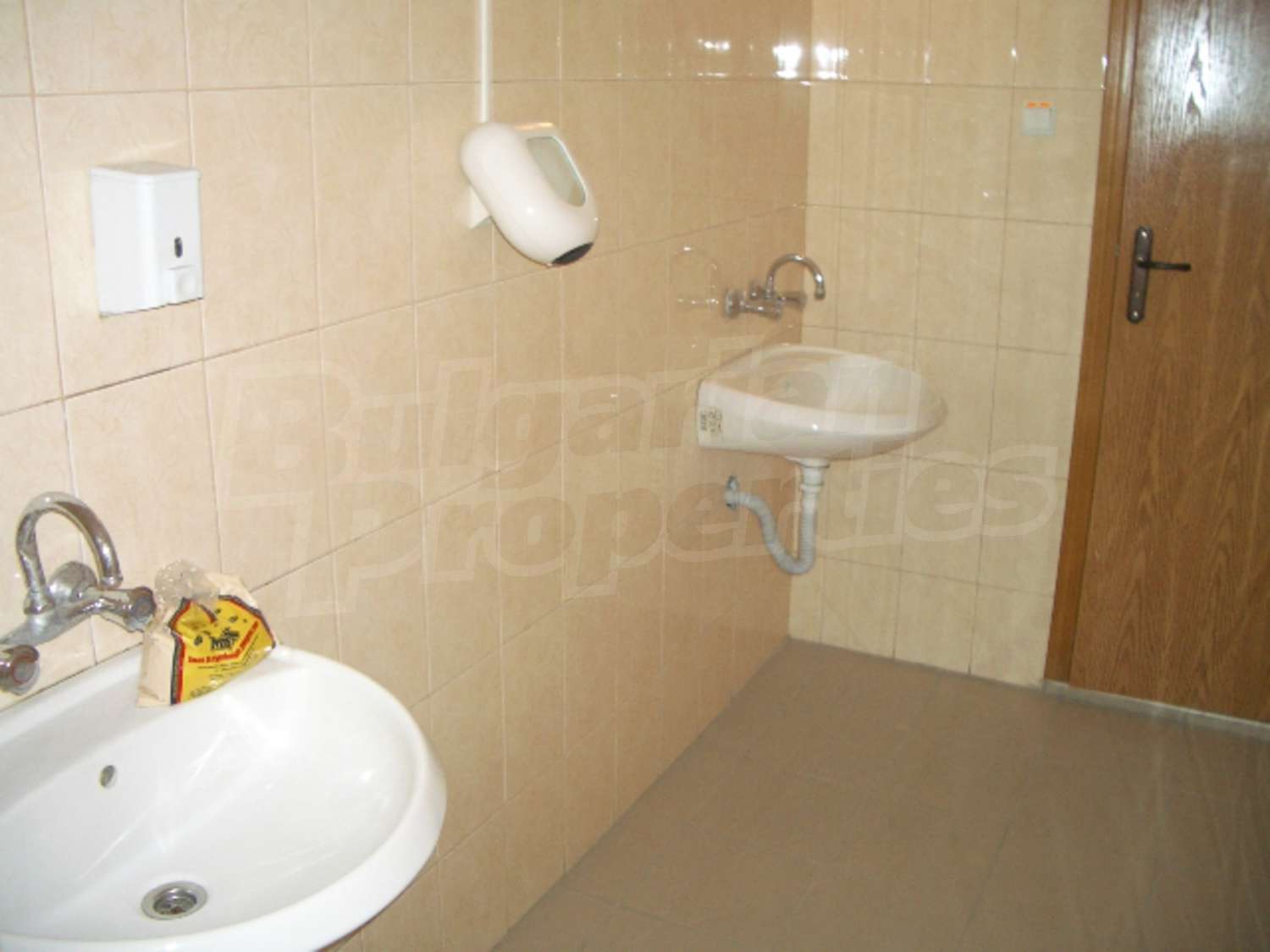 Gallery Picture 18