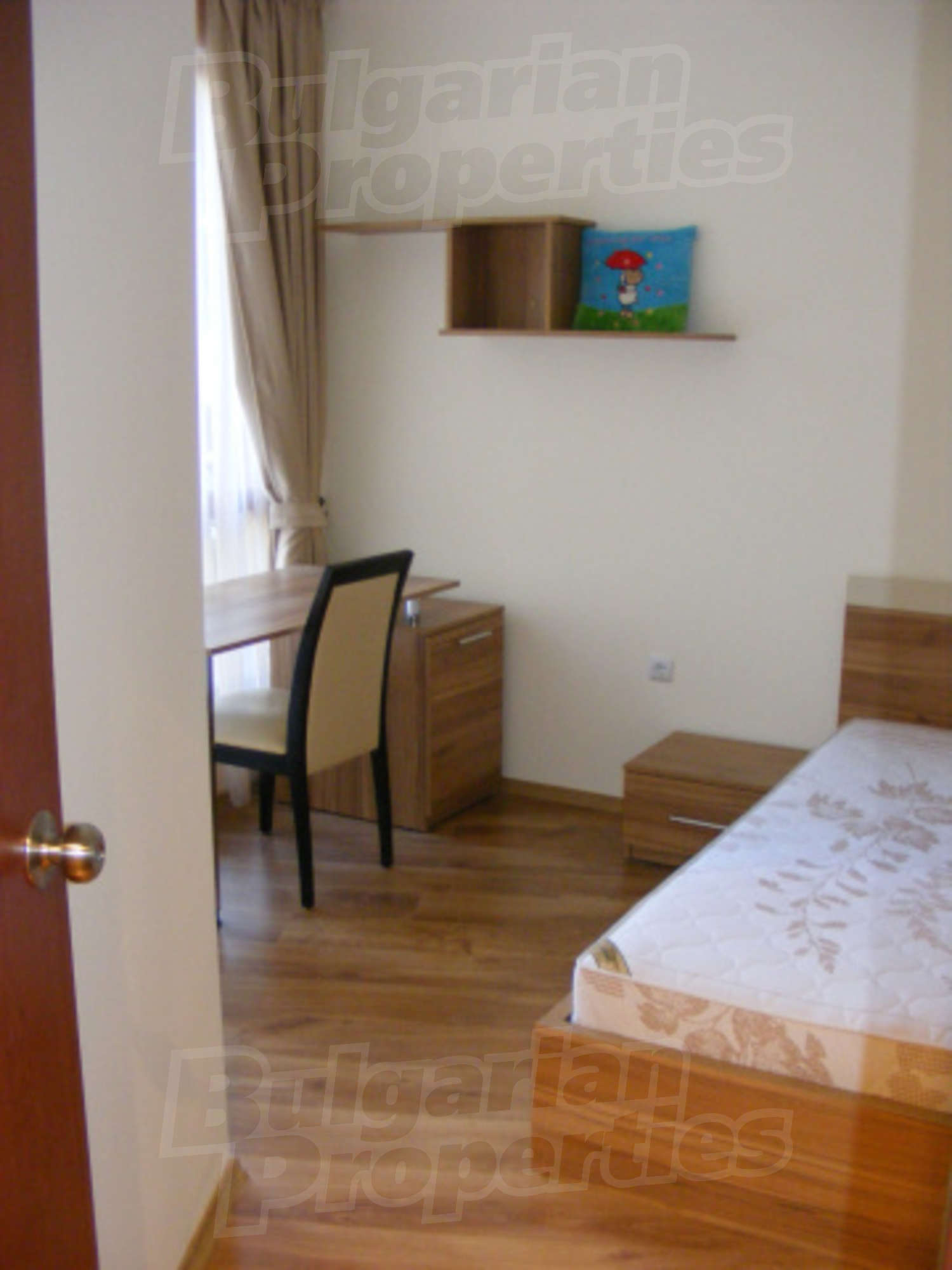 Gallery Picture 10