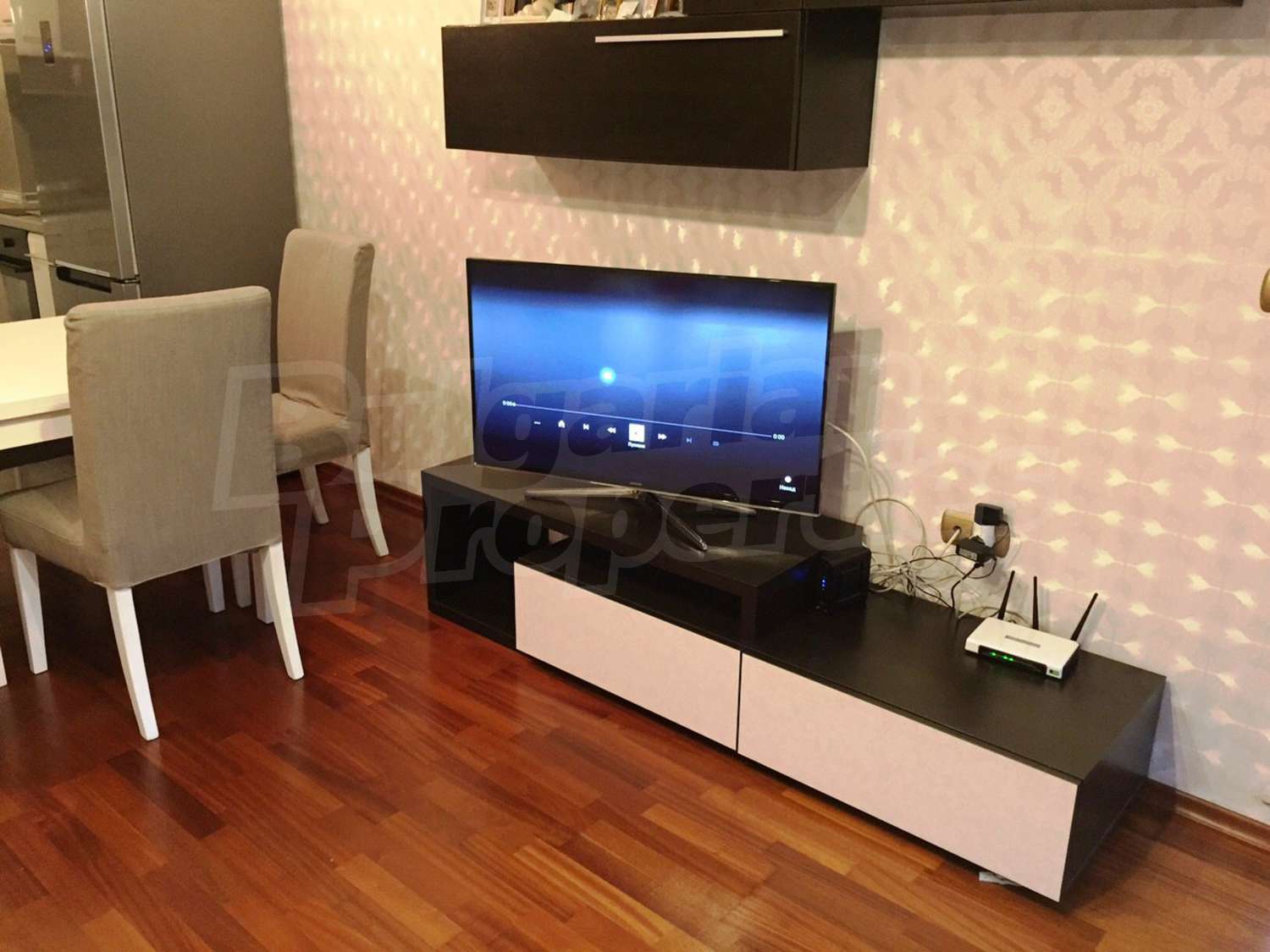 Gallery Picture 4