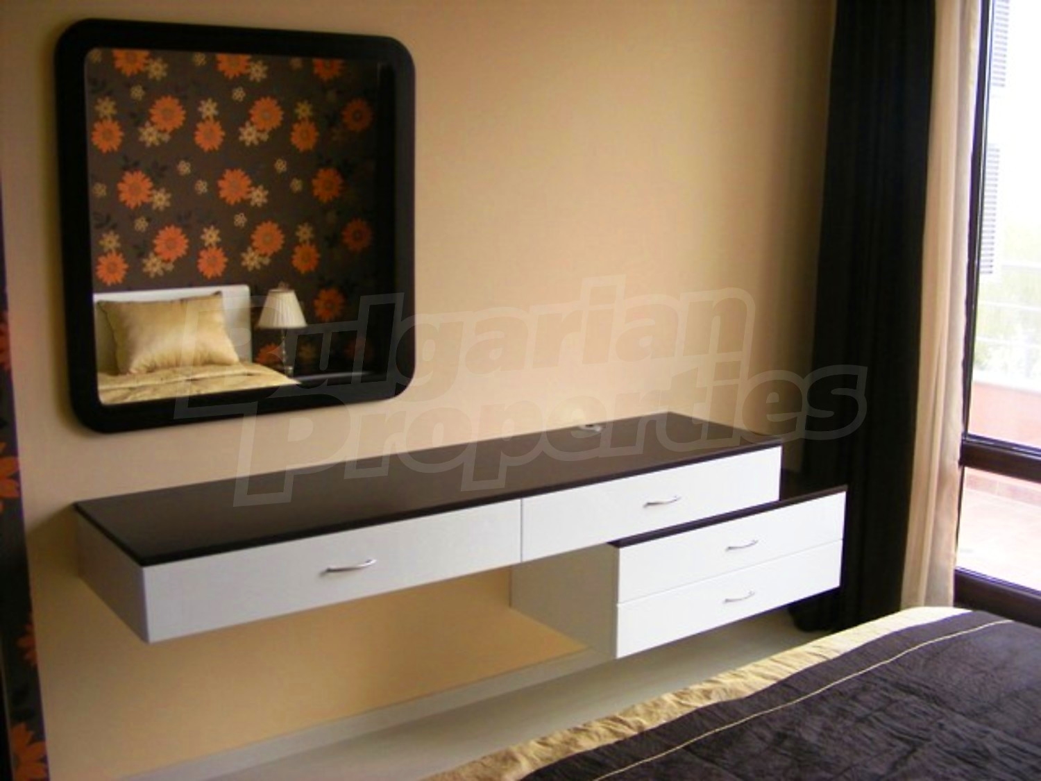 Gallery Picture 19