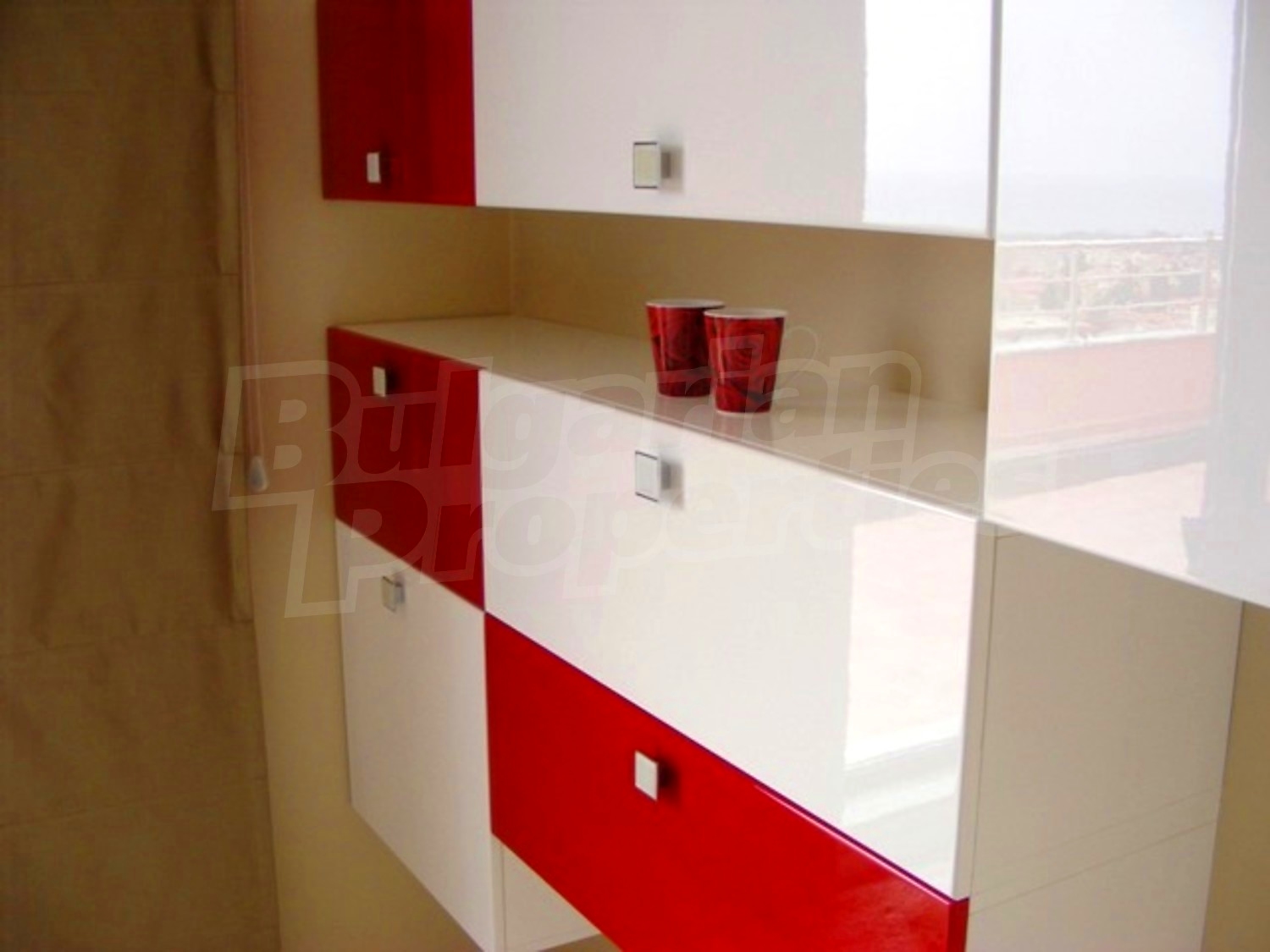 Gallery Picture 9