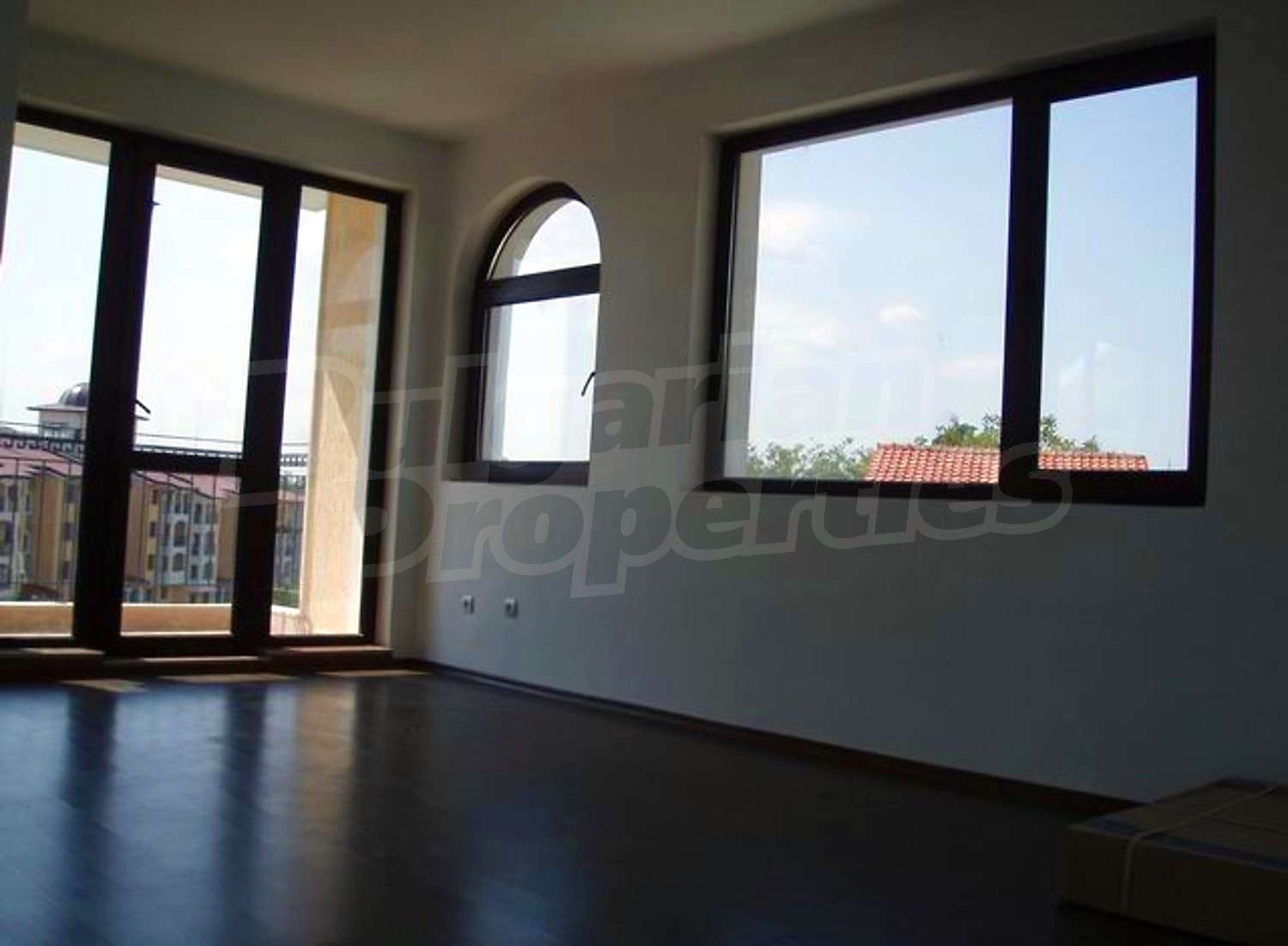Gallery Picture 6