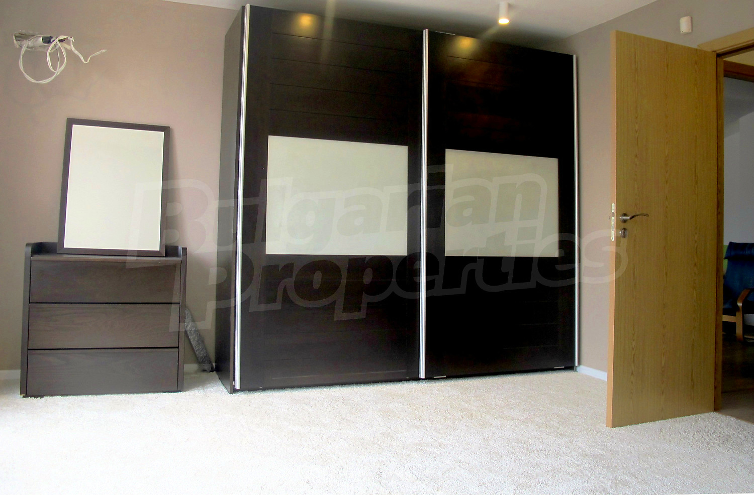 Gallery Picture 19