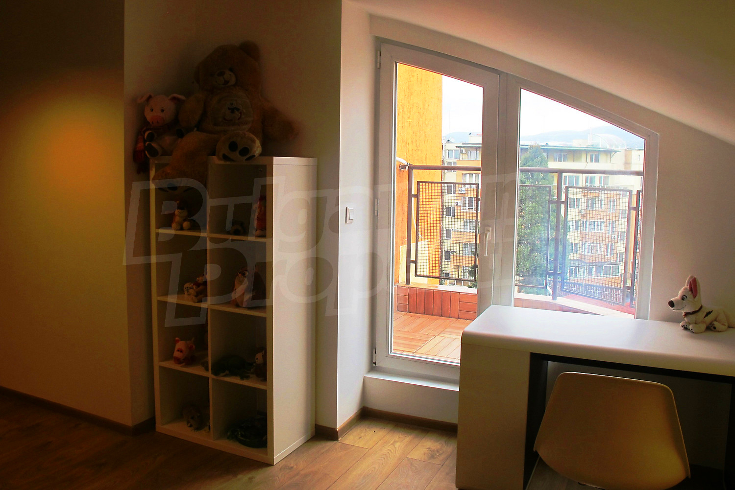 Gallery Picture 24