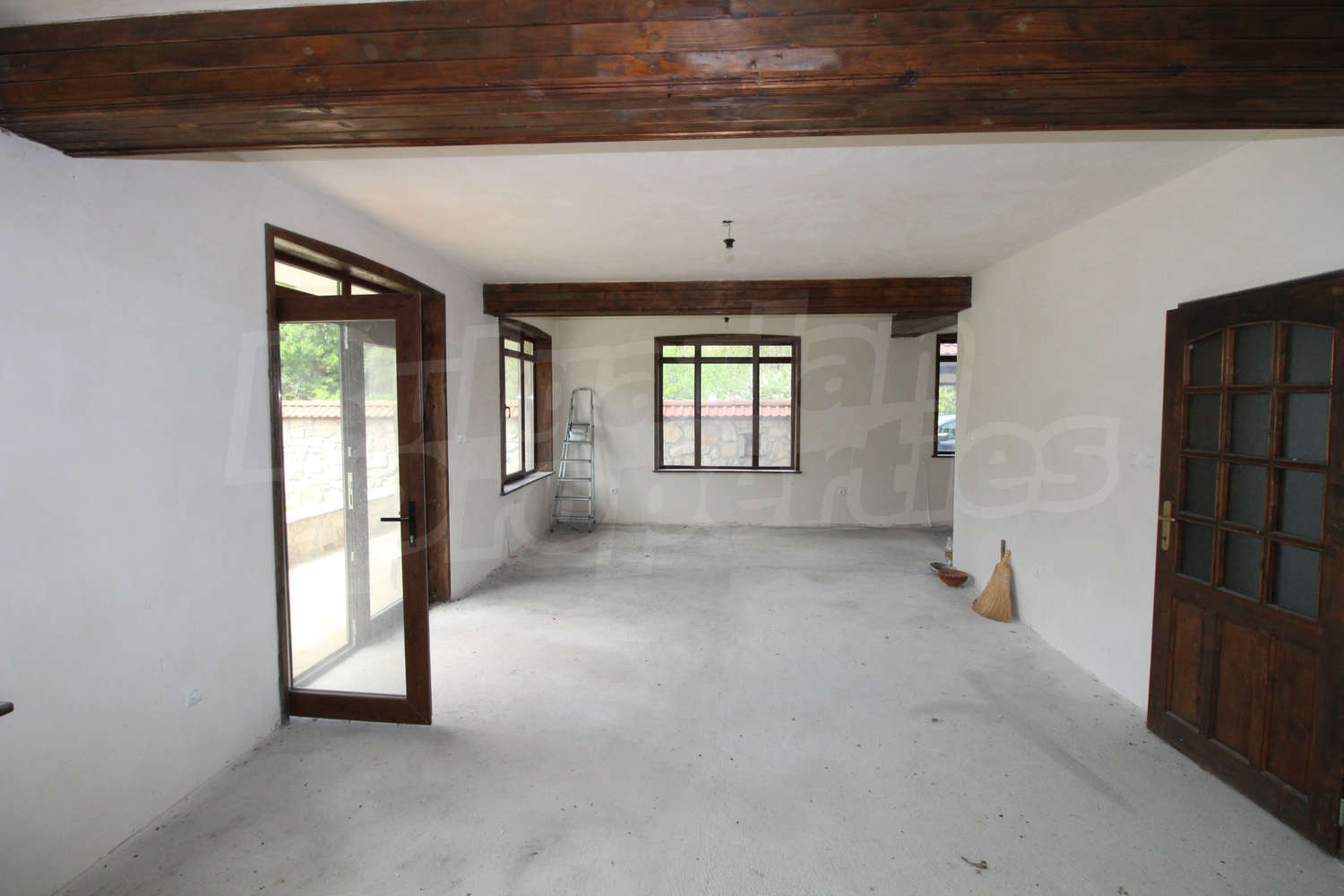 Gallery Picture 12