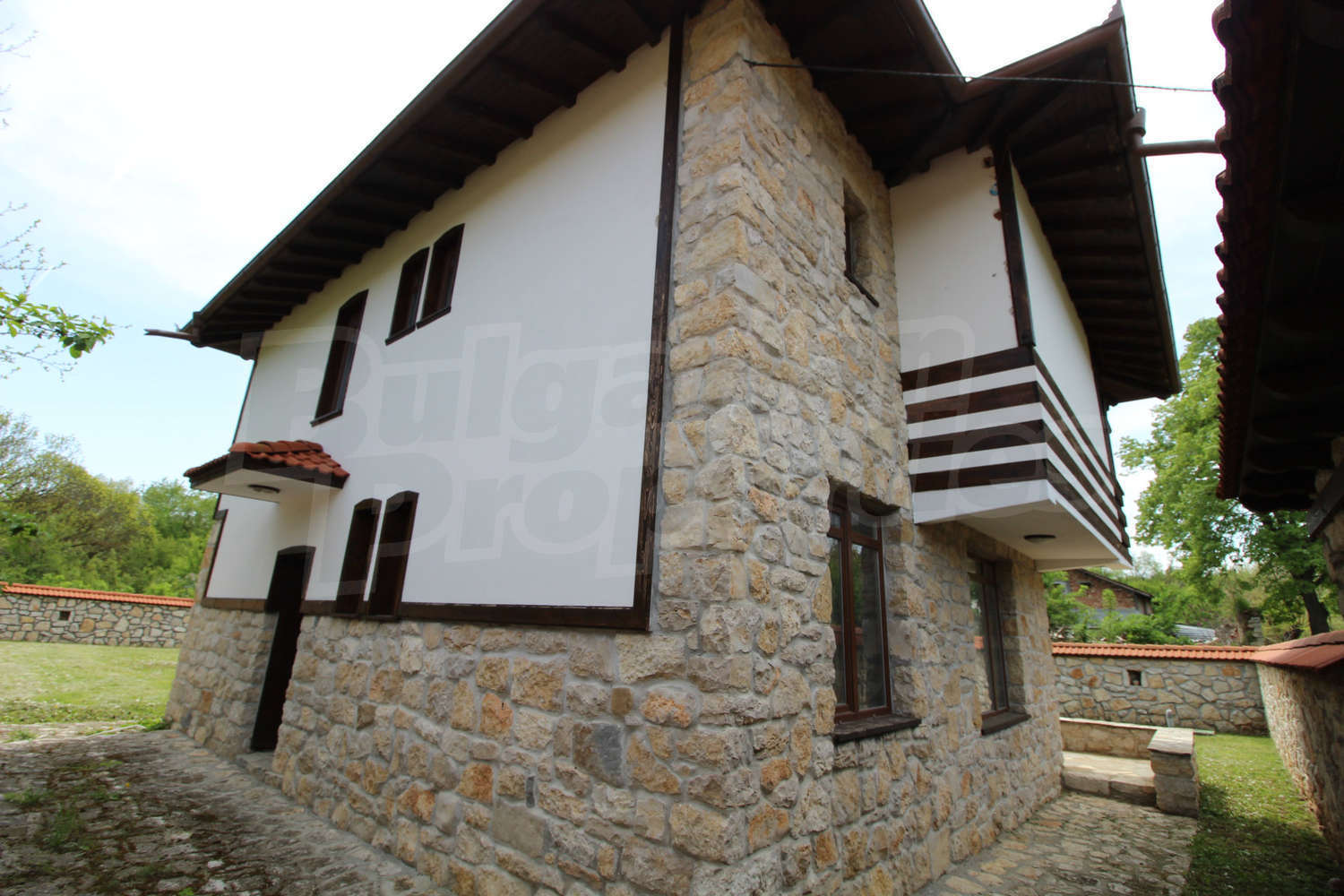 Gallery Picture 5