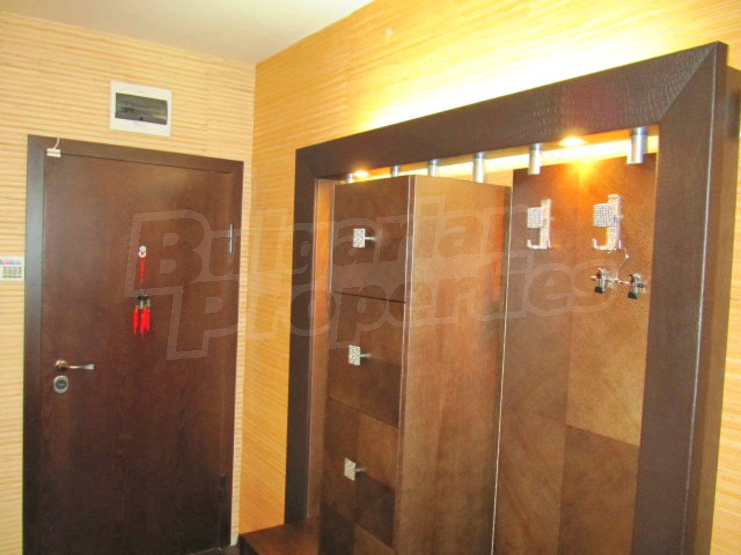 Gallery Picture 11