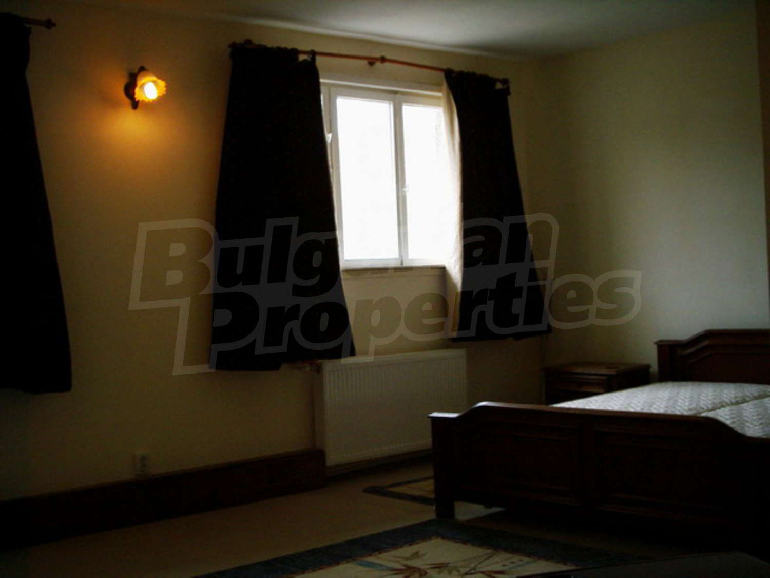 Gallery Picture 9