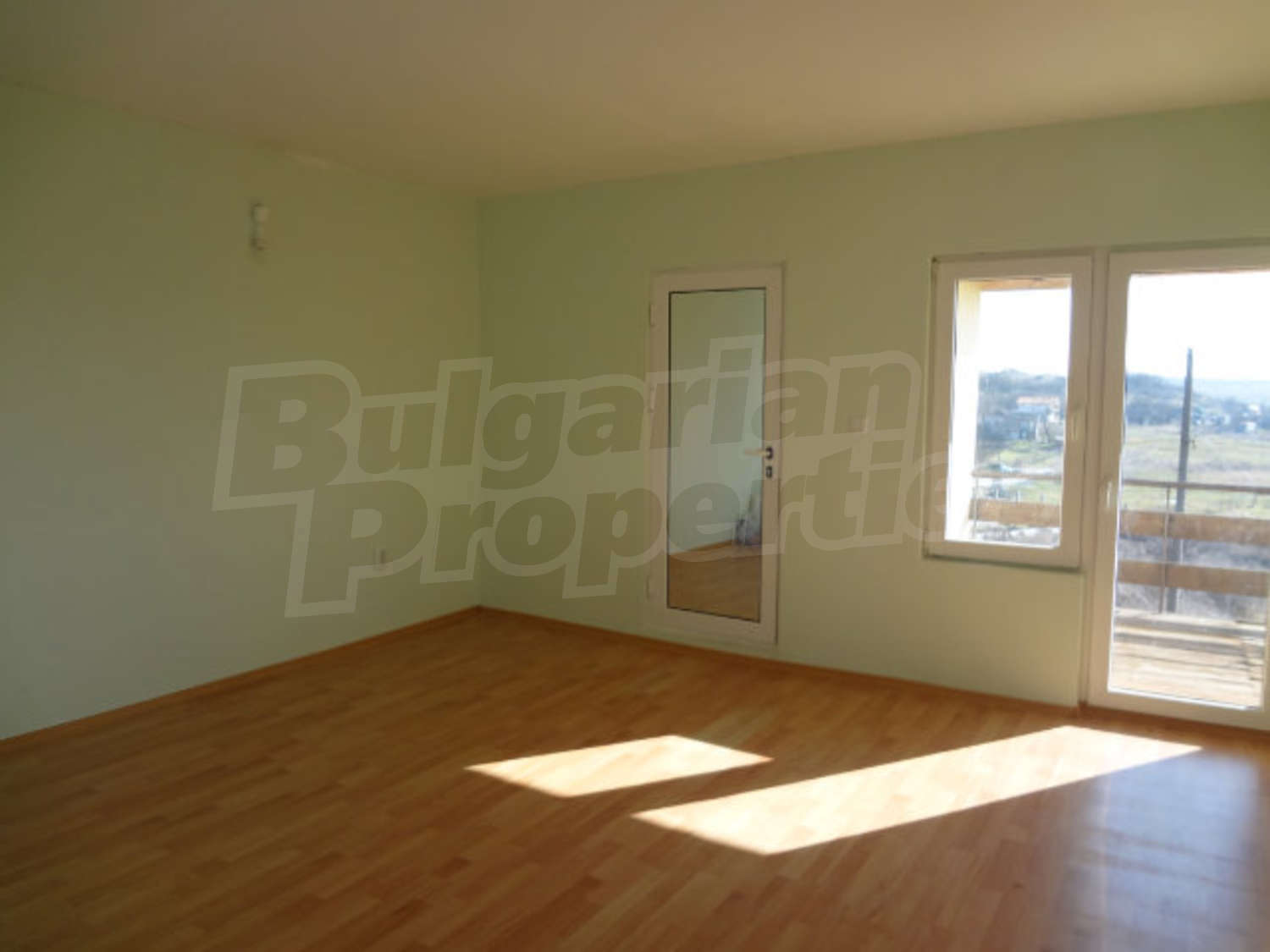 Gallery Picture 24
