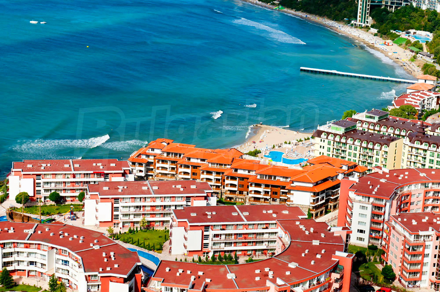 1bedroom apartment for sale in Robinson Beach in Elenite, Robinzon