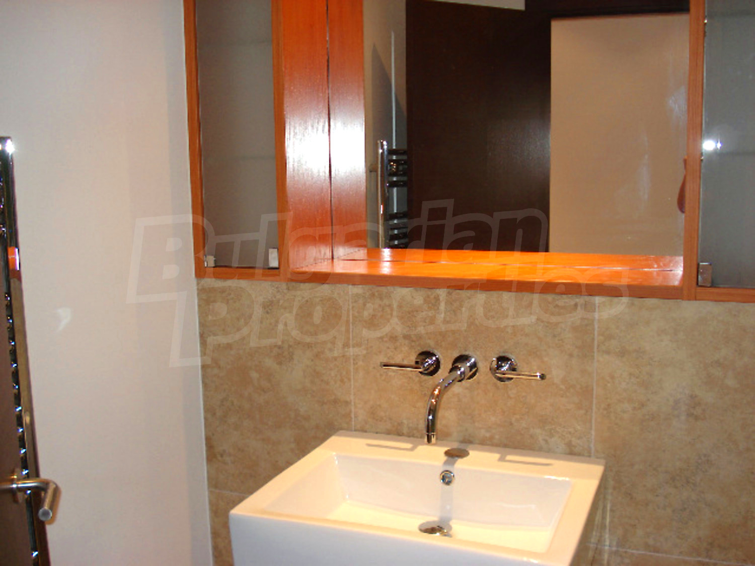 Gallery Picture 15