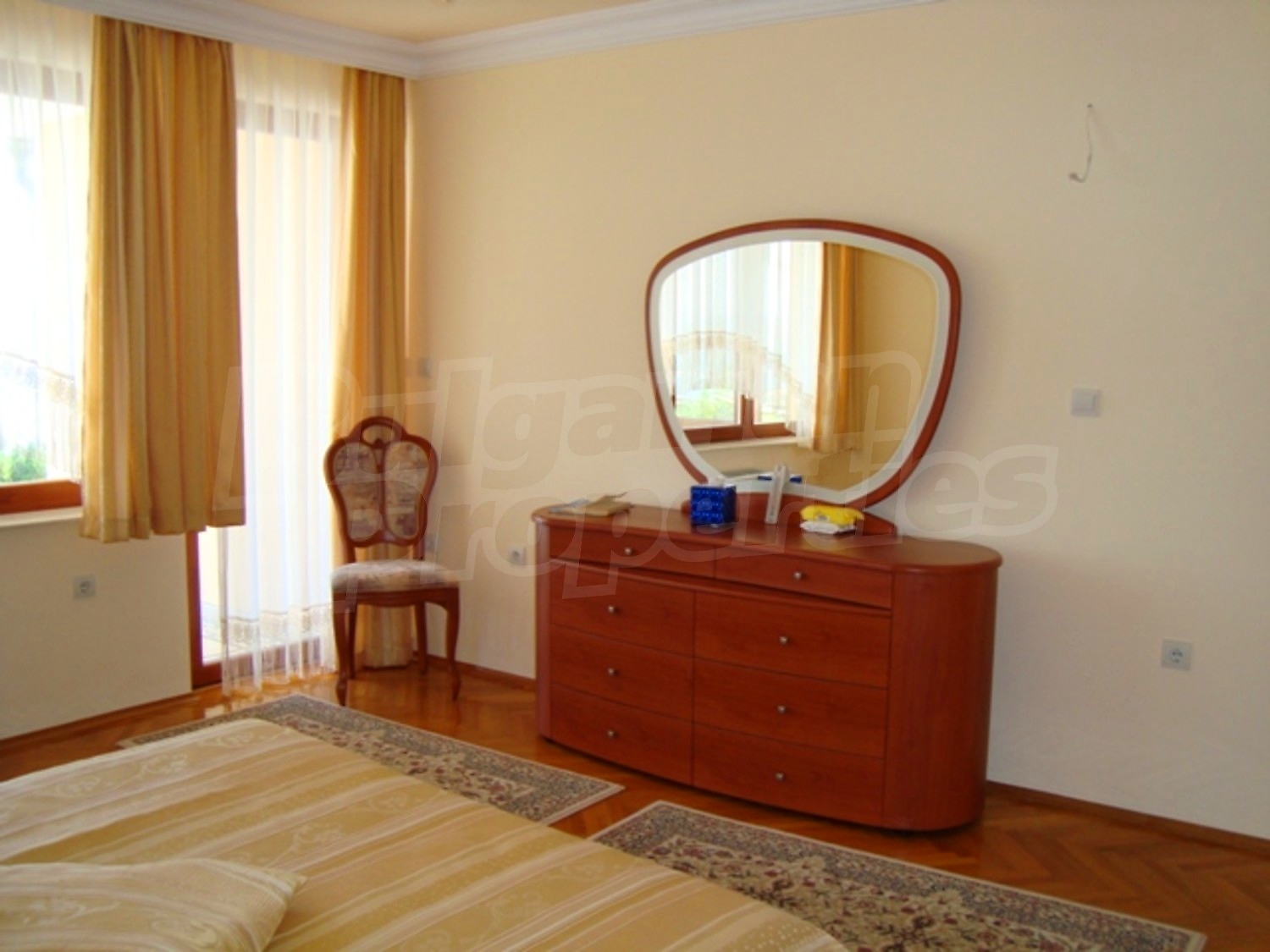 Gallery Picture 16
