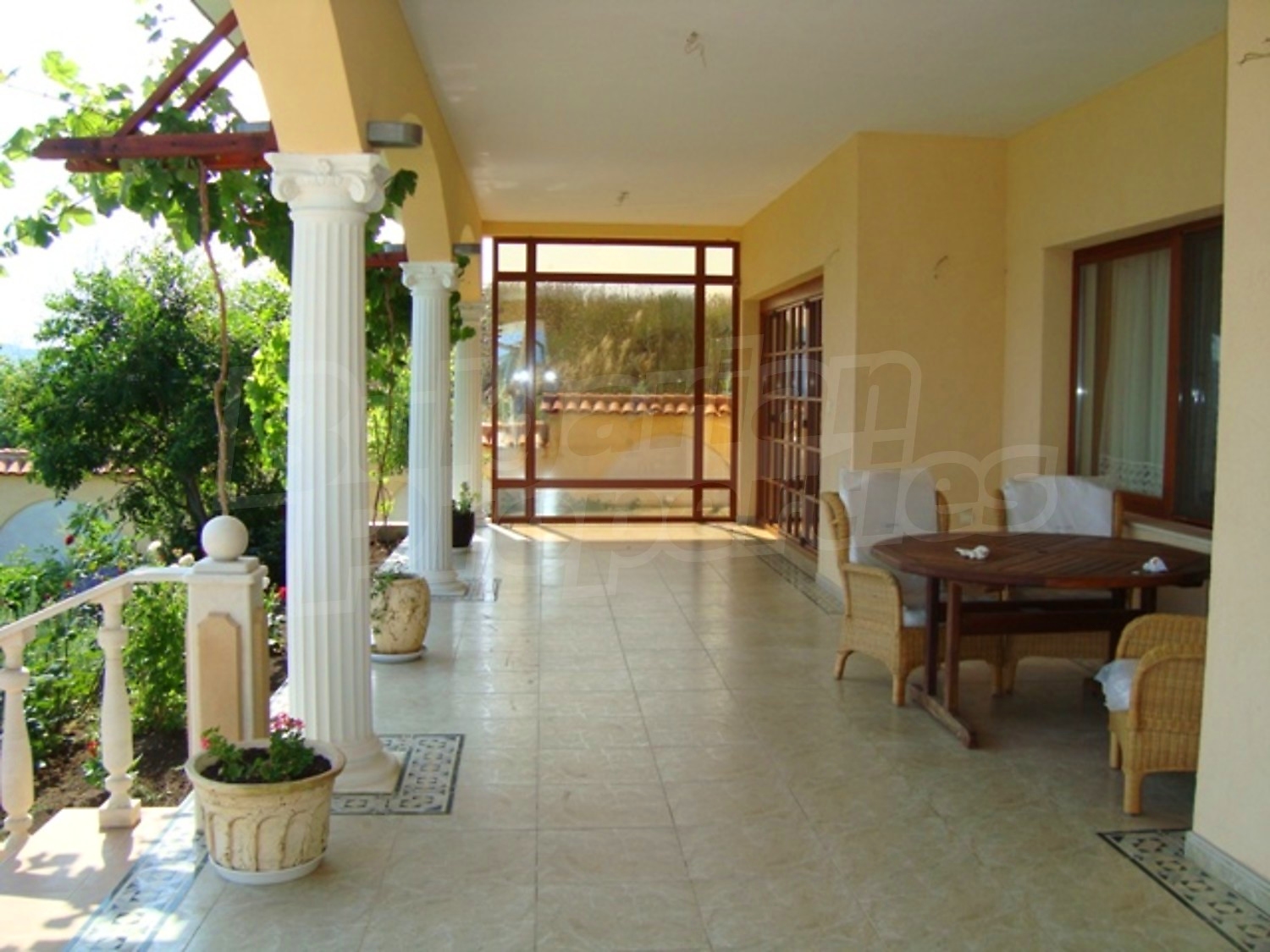 Gallery Picture 25