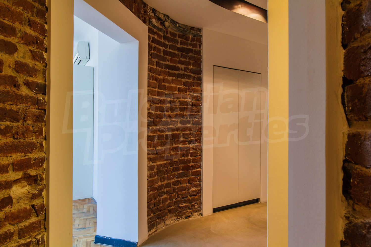 Gallery Picture 4