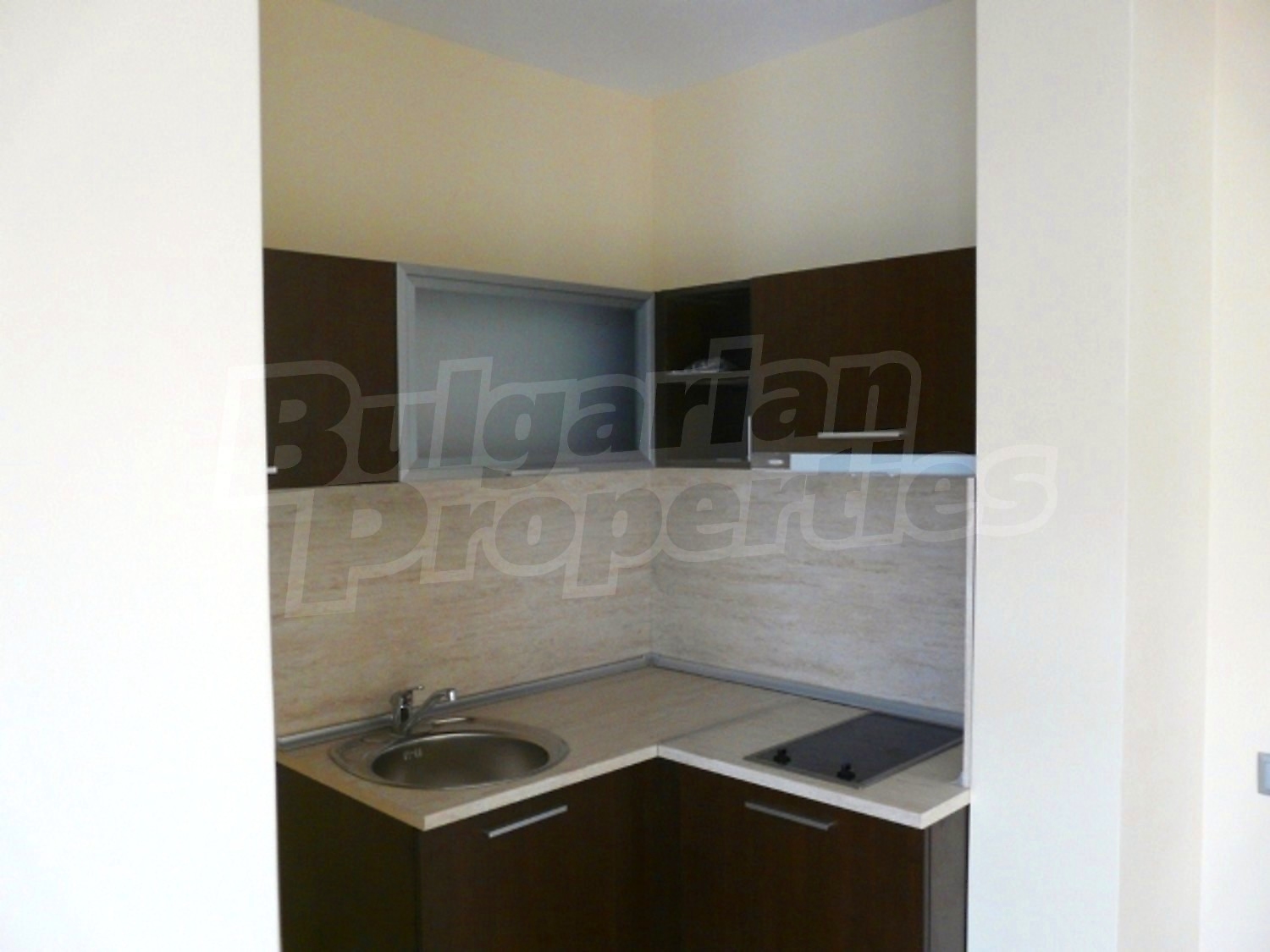 Gallery Picture 7