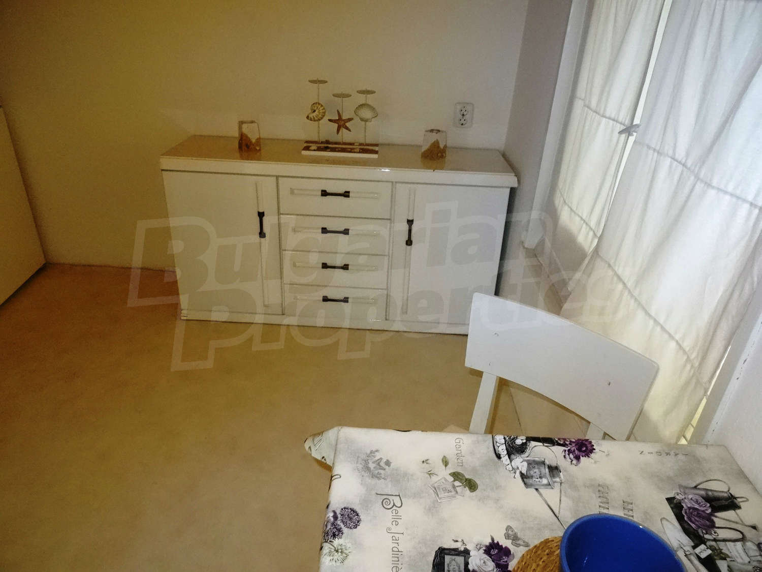 Gallery Picture 36