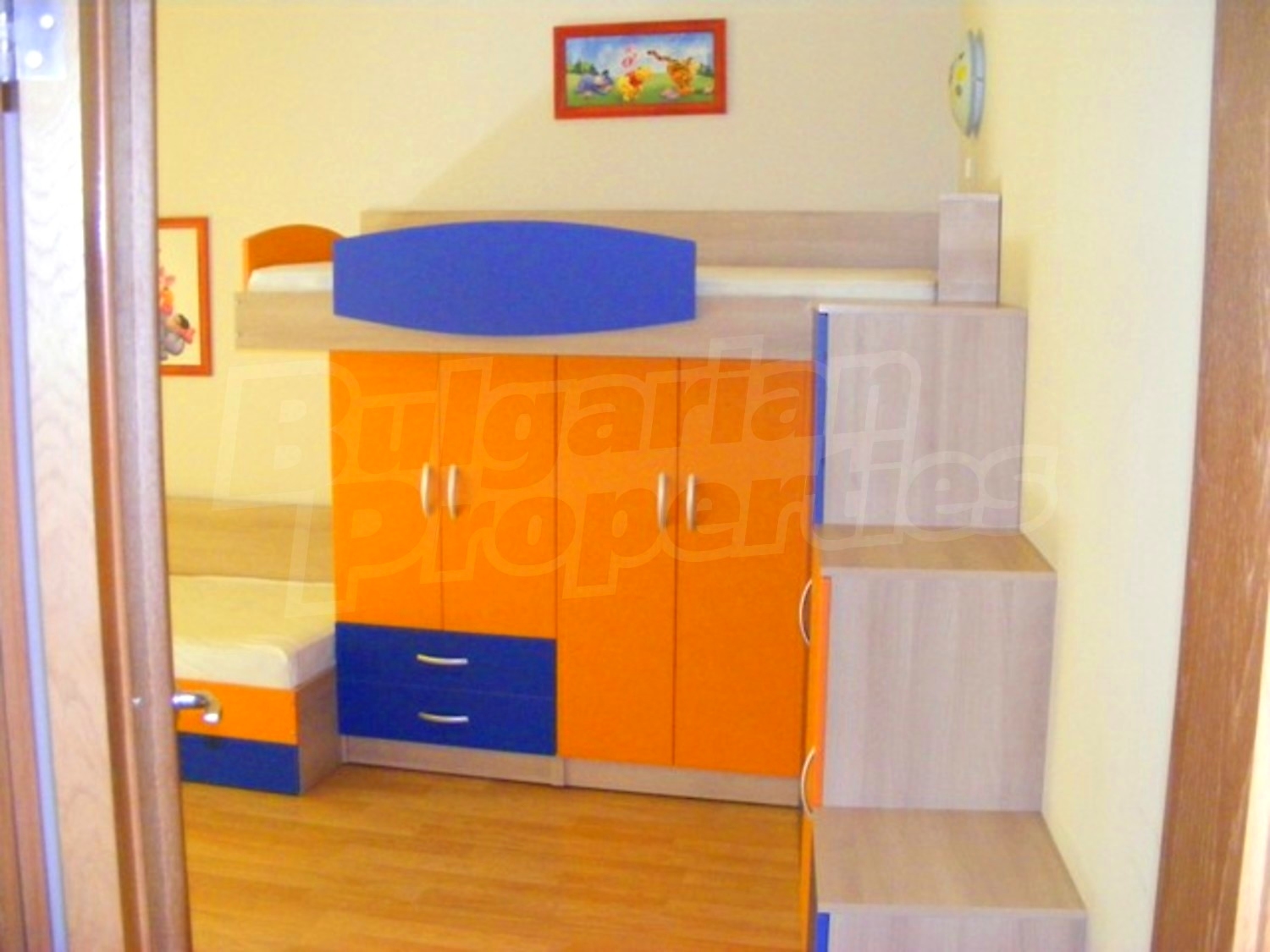 Gallery Picture 12