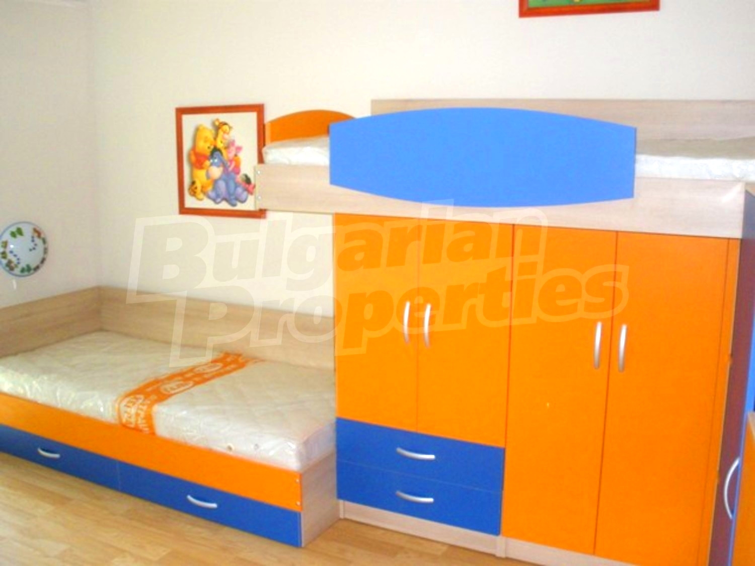 Gallery Picture 13