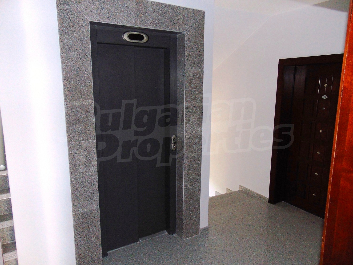 Gallery Picture 12