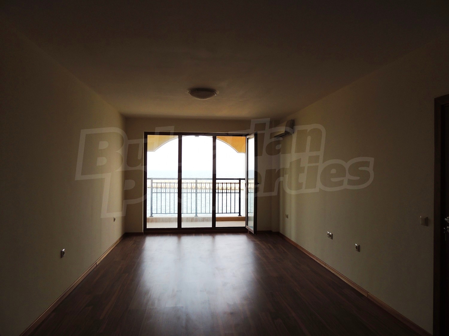 Gallery Picture 17