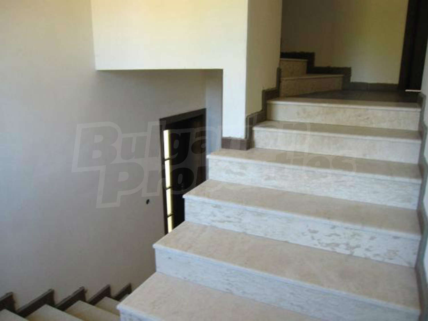 Gallery Picture 14