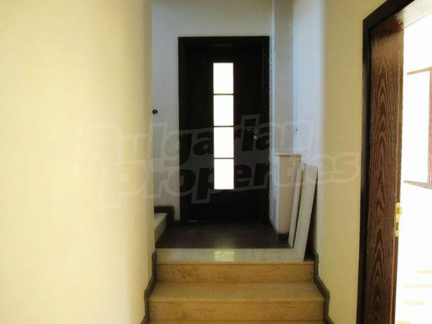 Gallery Picture 8