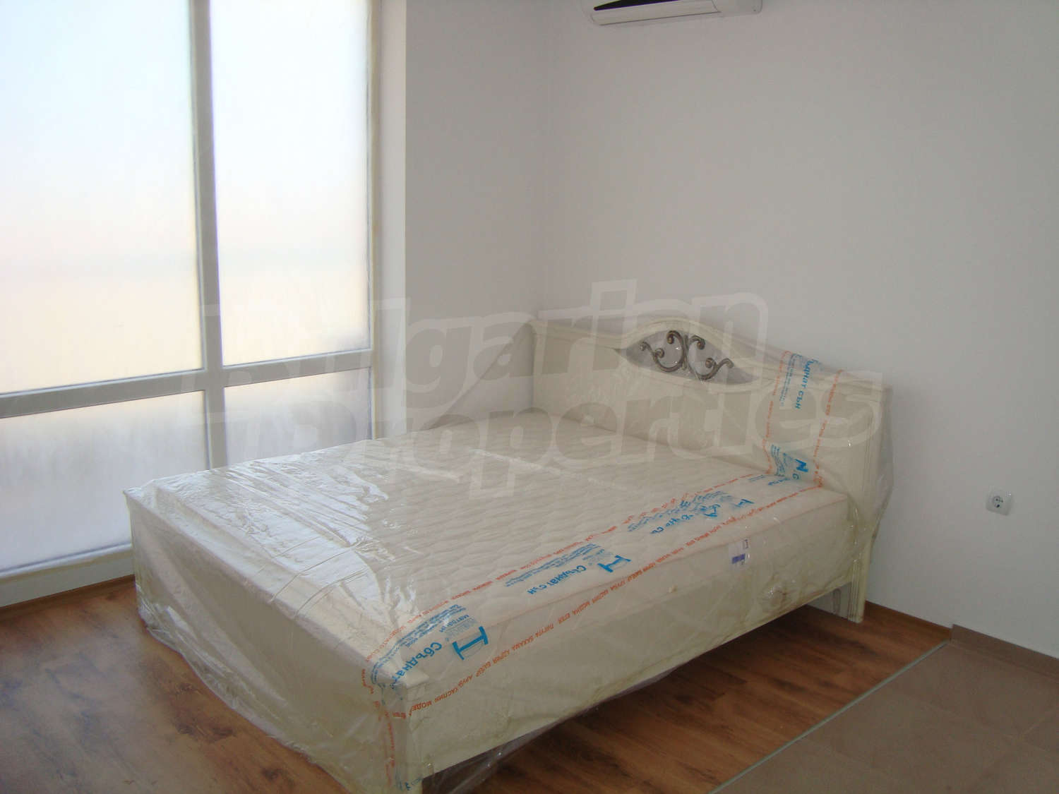 Gallery Picture 2