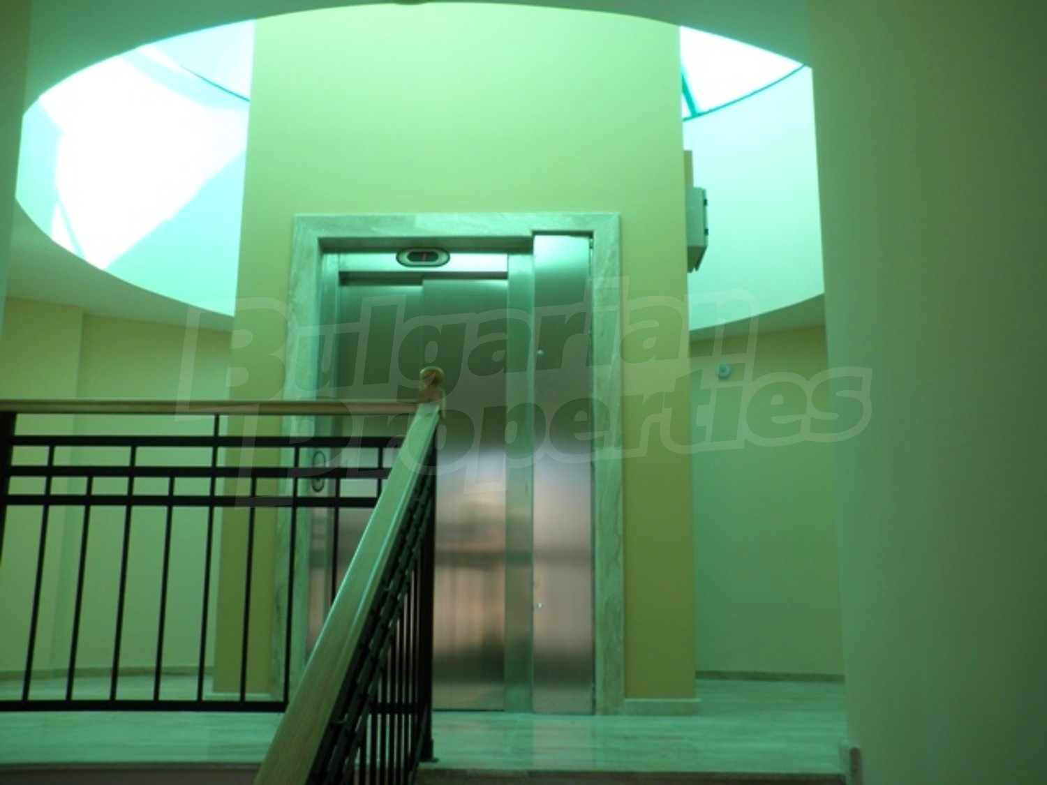 Gallery Picture 16