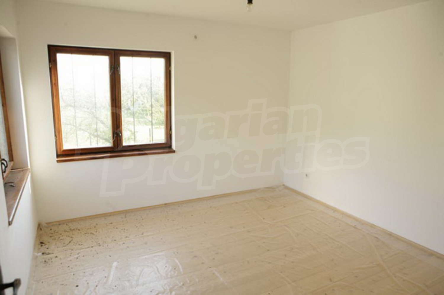 Gallery Picture 8
