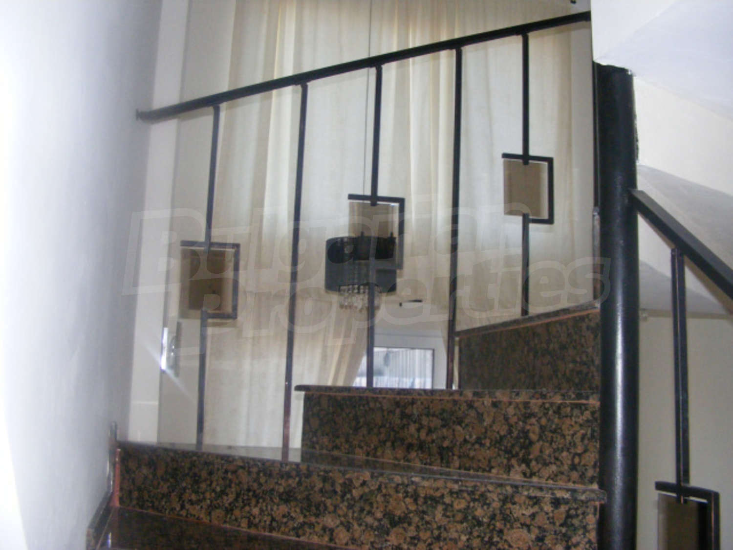 Gallery Picture 18