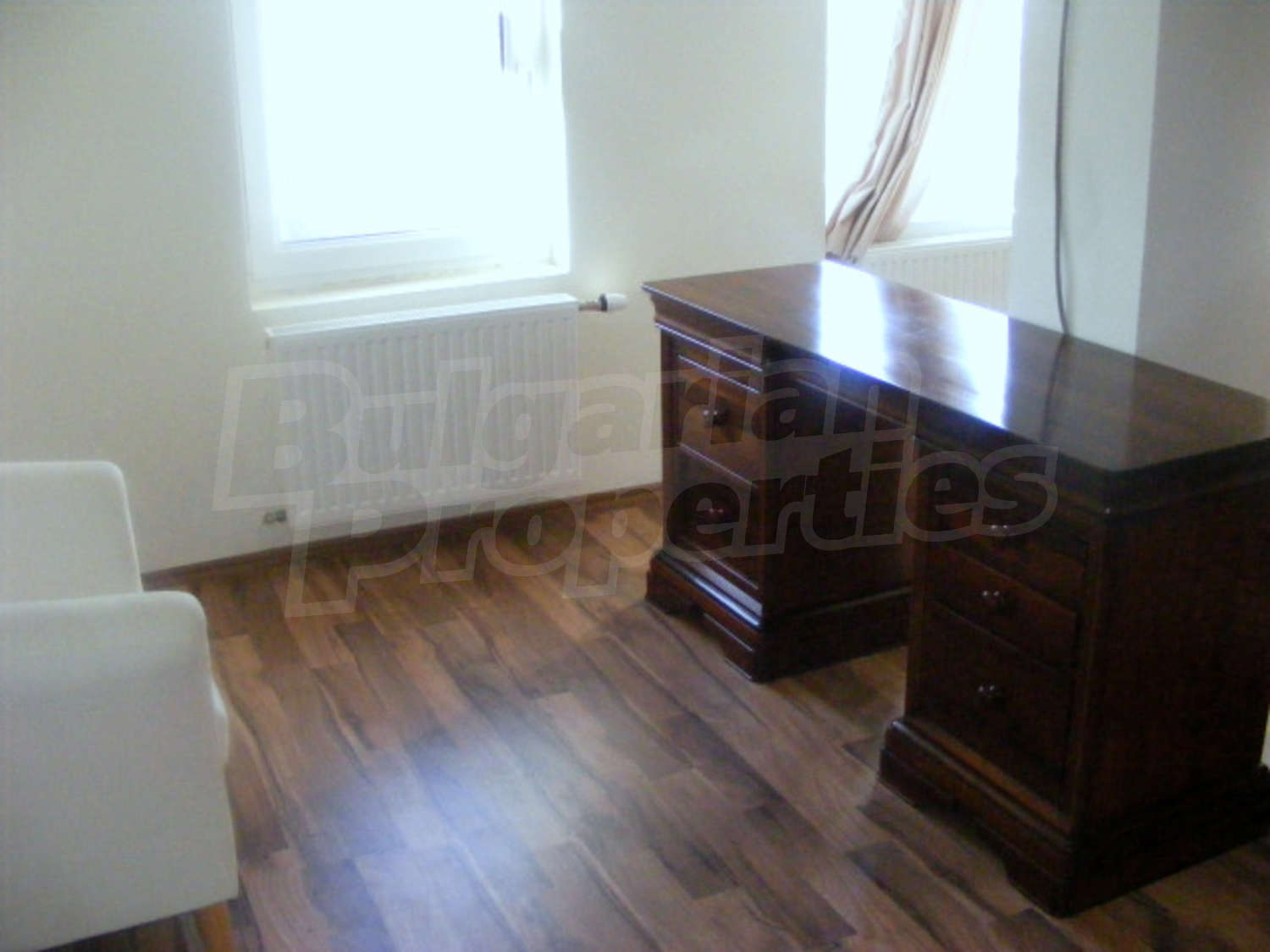 Gallery Picture 23