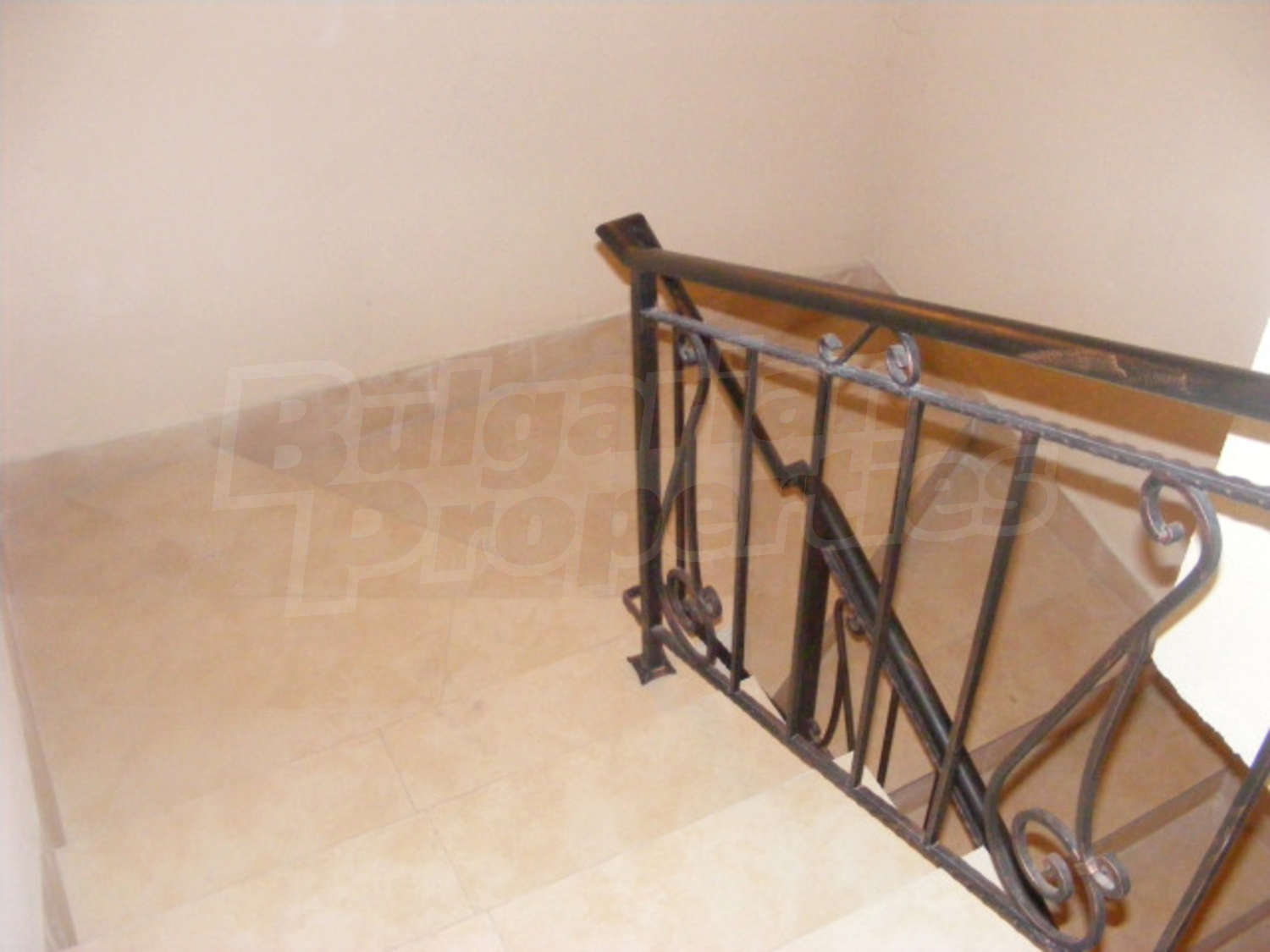 Gallery Picture 28
