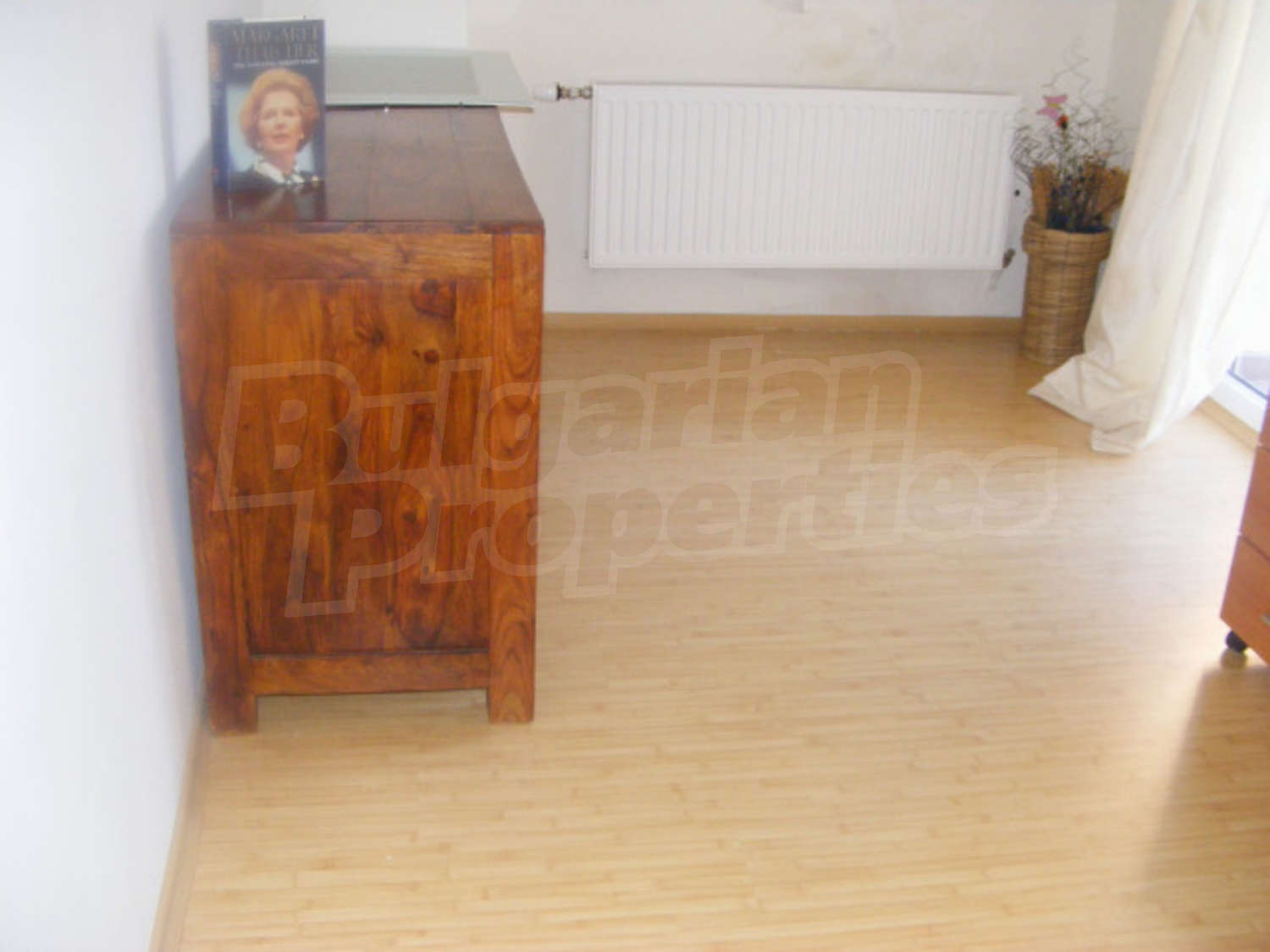 Gallery Picture 8