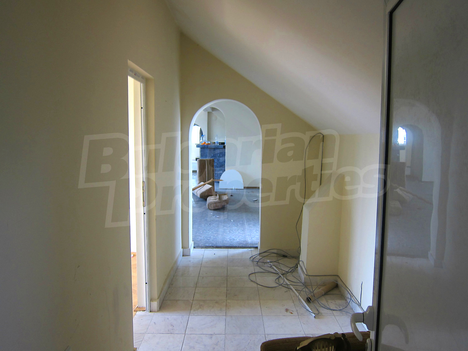Gallery Picture 8