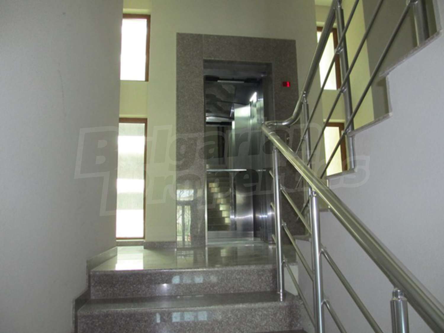 Gallery Picture 4