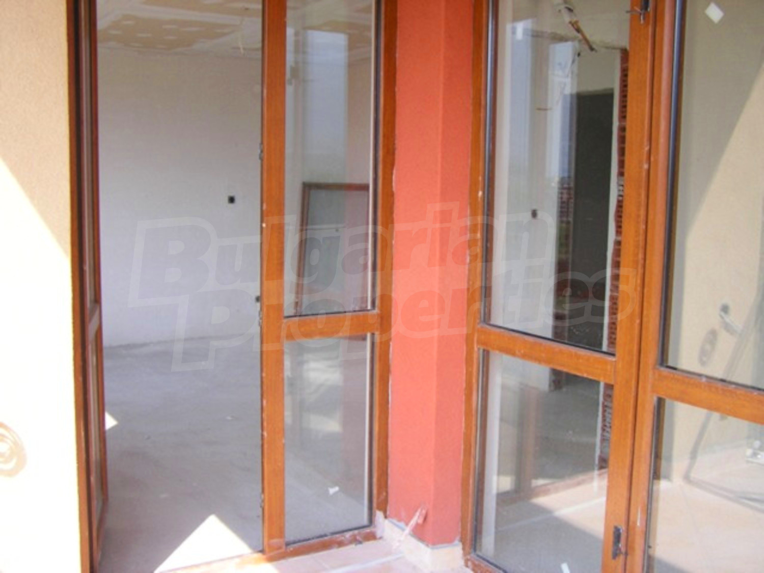 Gallery Picture 15