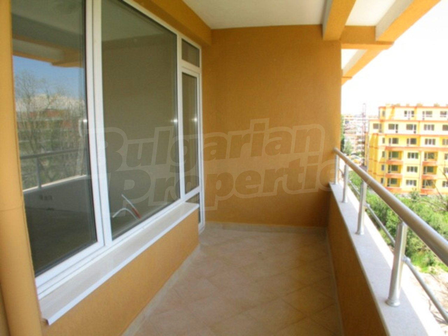 Gallery Picture 11